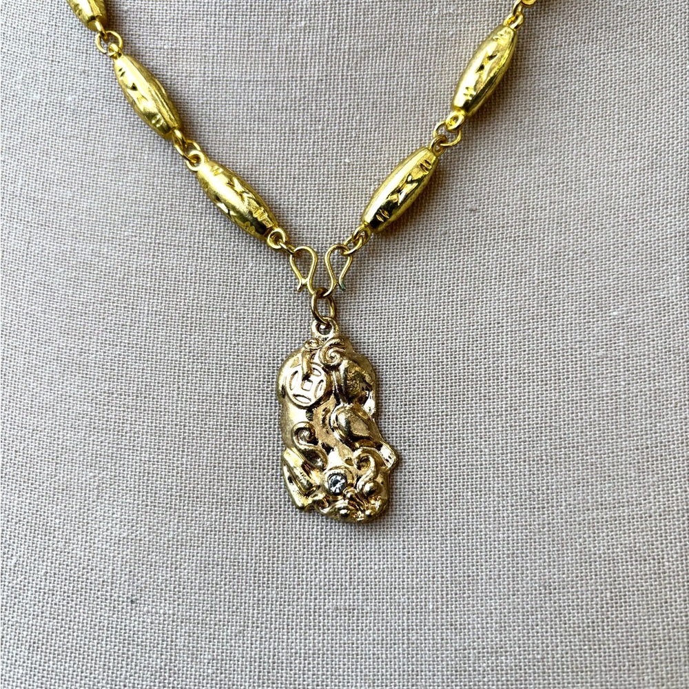18″ Gold Tone Pixiu Pendant Necklace